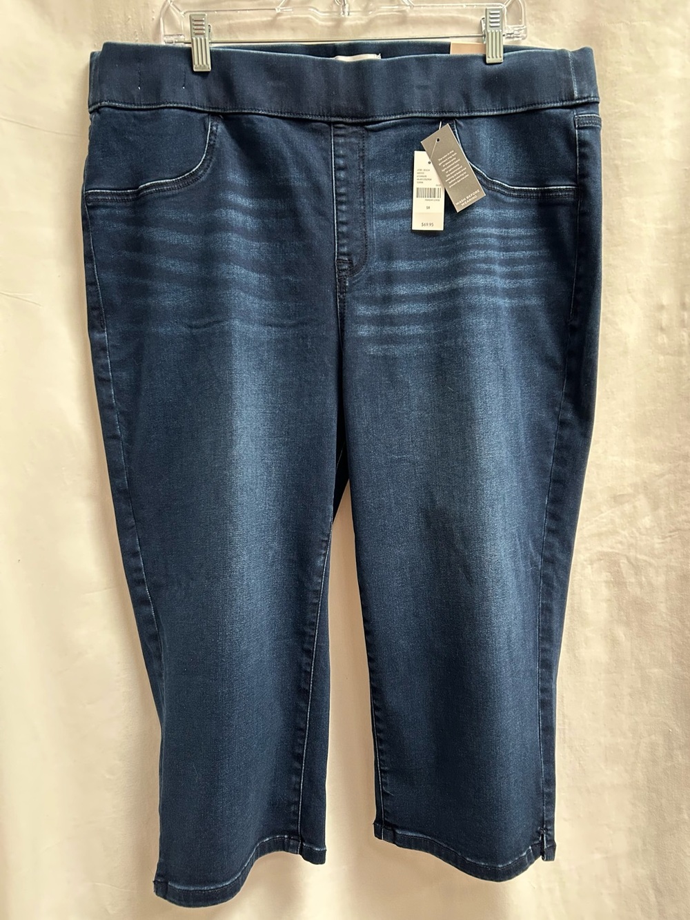 LANE BRYANT PULL ON PEDAL HIGH RISE JEANS, DARK WASH, WOMEN’S PLUS SIZE 18, NWT - Picture 2 of 9